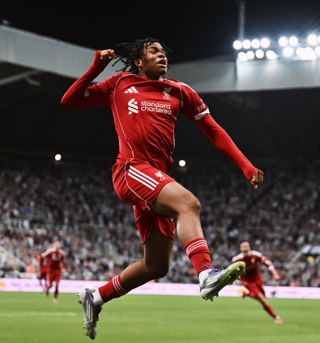 Ngumohas Debut goal Seals it for The Reds at St James Park