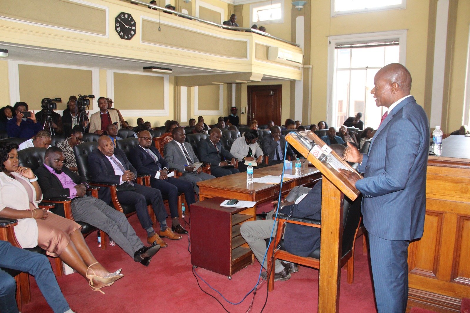 Land barons build houses in 72 hours in Harare use courts to delay demolition