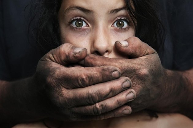 Student raped in parked kombi at CBD rank