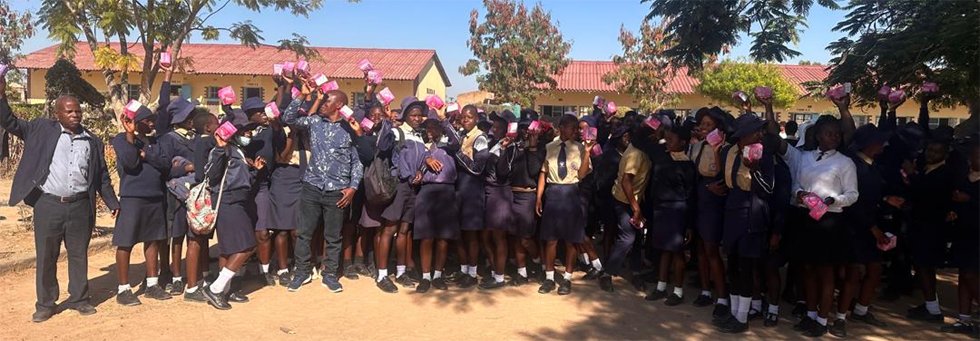 MP donates 10 000 sanitary pads