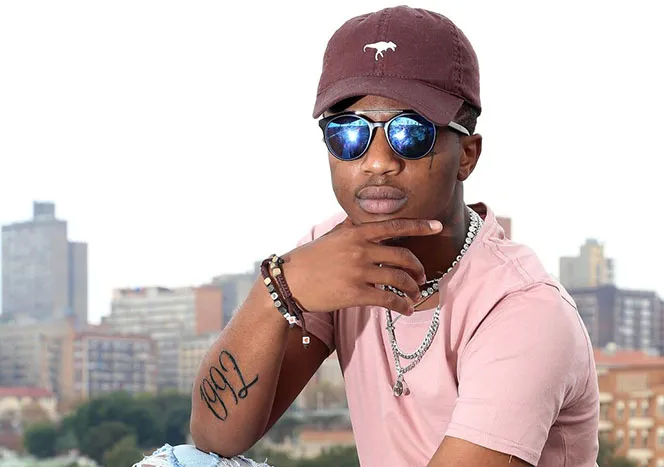 Emtee accidentally live-streams his manhood on Instagram apologises saying it was a big mistake