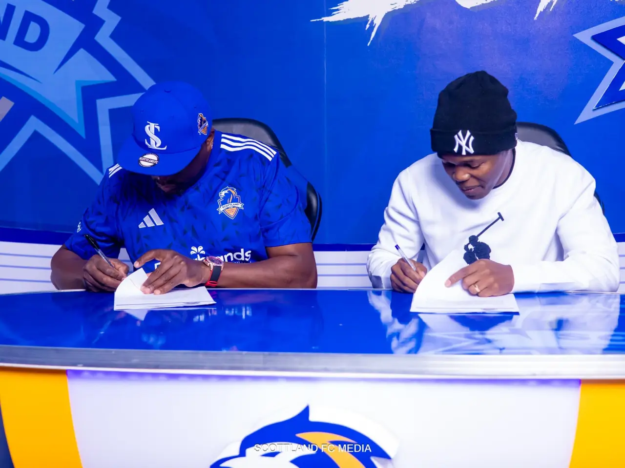 Smiling Assassin Knowledge Musona officially unveiled as a Scottland player