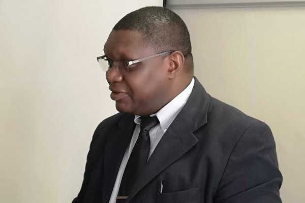 Mineral economistLyman Mlambohas issued a stark warning over Zimbabwes 30 foreign currency retention