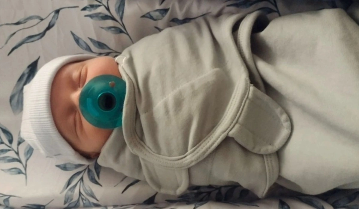 Record-Breaking Birth US Woman Gives Birth to Worlds Oldest Baby 1994