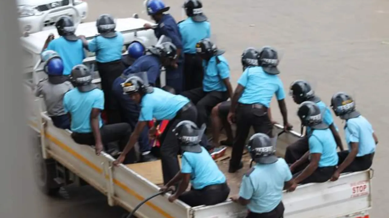 Zimbabwe Set to Launch Municipal Courts as Police Gain Arrest Powers