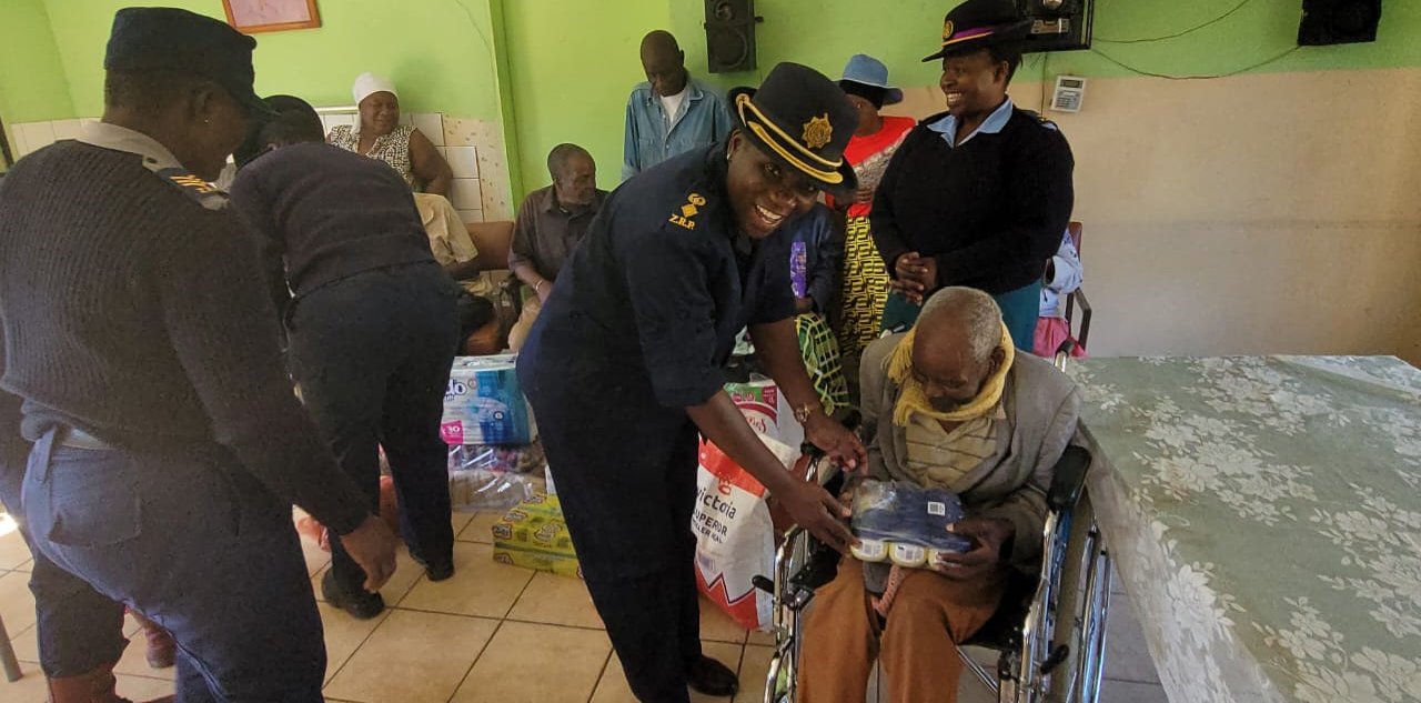 Holiday cheer for Zororoi Old Peoples home