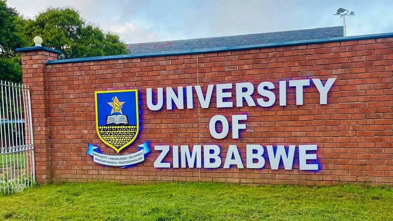 Lecturers file court application to halt graduation at UZ saying its a Degree Printing Machine