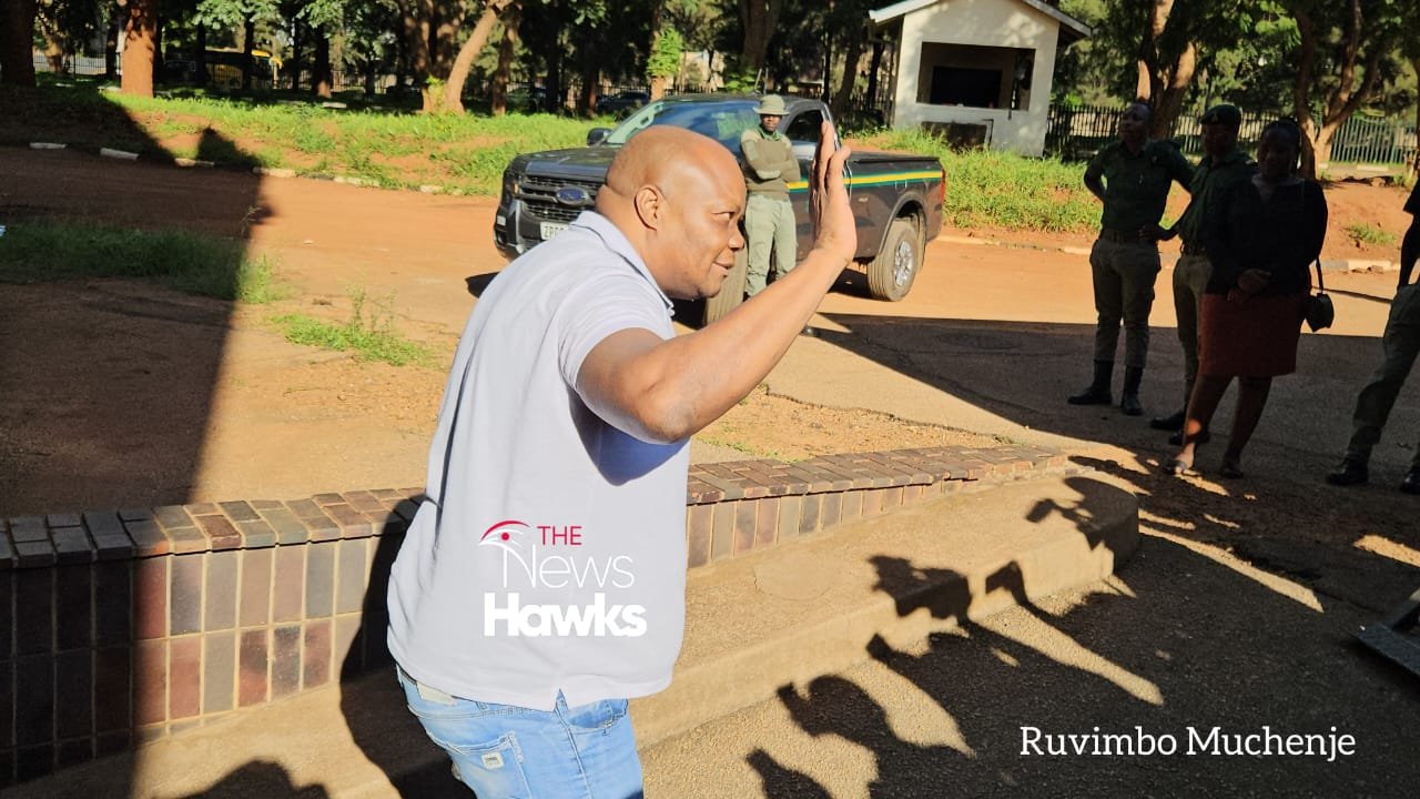 News1 year agoSikhala Returns Home Amid ThreatsZimbabwes vocal and militant opposition leader Job Si