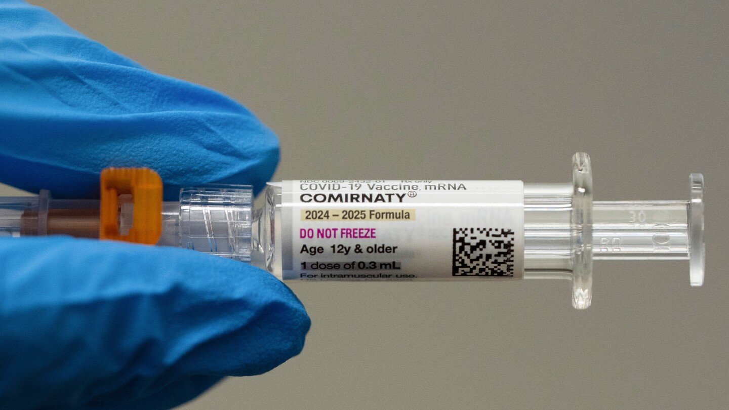 US pediatricians new COVID-19 shot recommendations differ from CDC advice