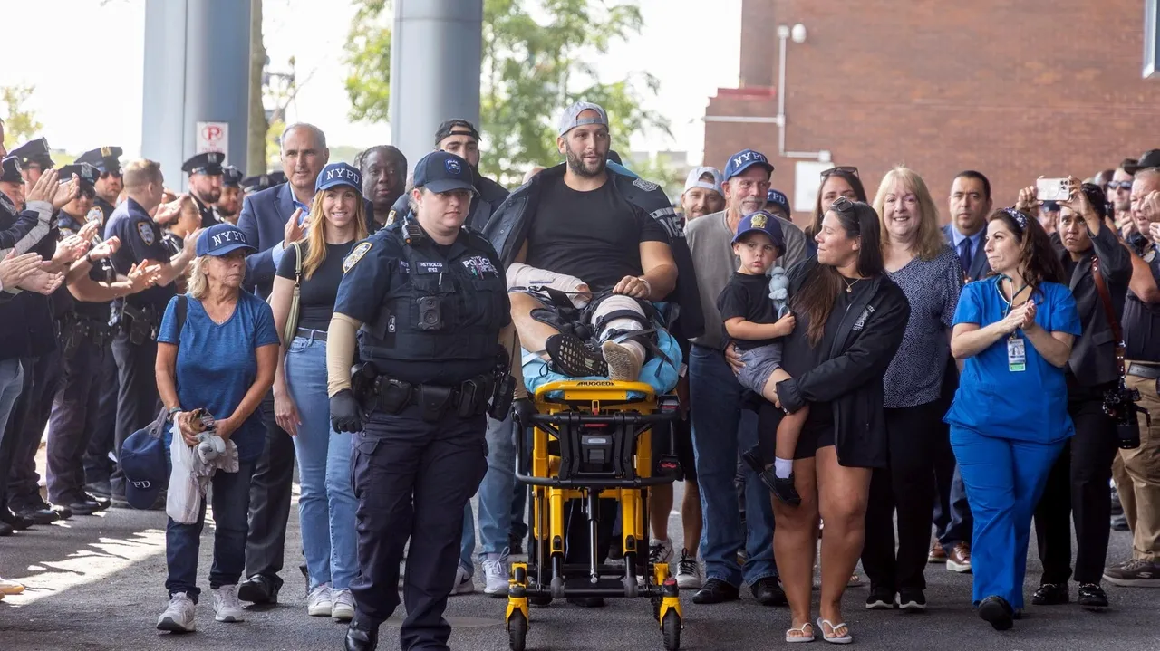 NYPD detective from Long Island who was shot in Queens released from hospital - Newsday