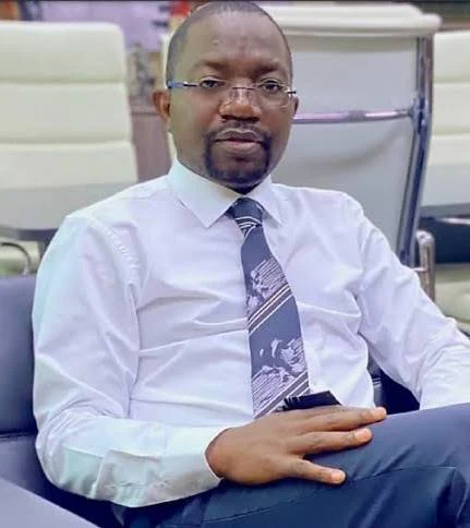 Prominent constitutional lawyer Thabani Mpofu has publicly challenged leaders and office bearers of