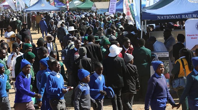 Umzingwane hosts provincial career fair for 5 000 learners