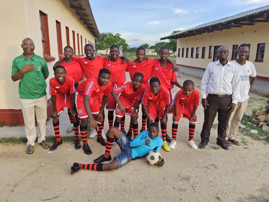 Insiza Cllr donates sports kits in bid to tackle alcohol abuse and violence