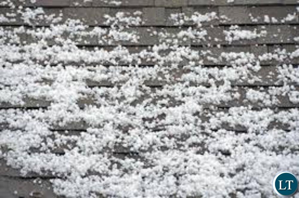 ‎Hail storm damages roofs for 10 houses...