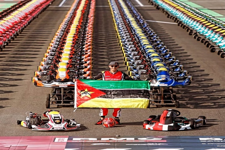 Cristian Bouché representa Moçambique no Mundial de Karting Rotax
