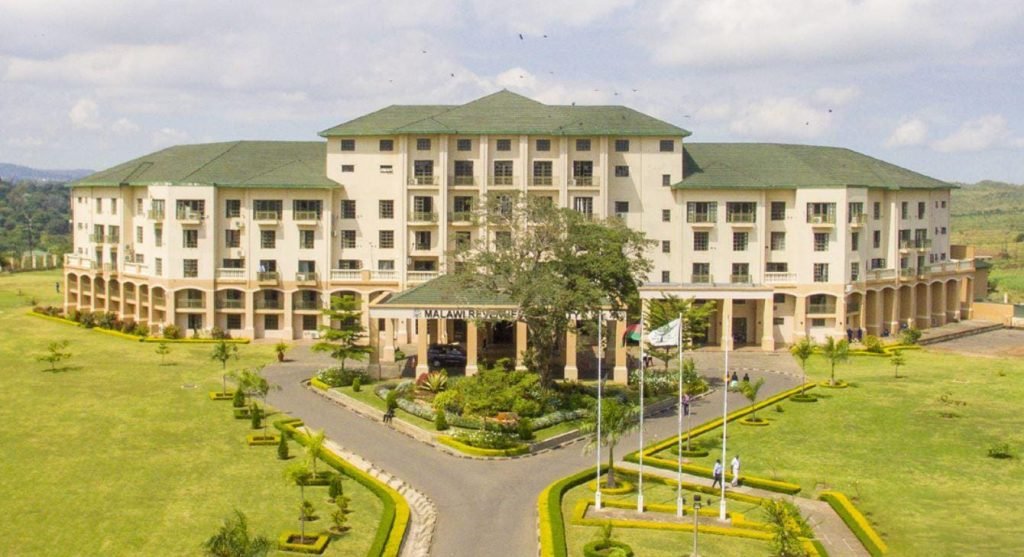 Pressure mounts on MRA to cancel security contracts