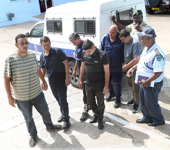 Mexicans convicts on Interpol wanted