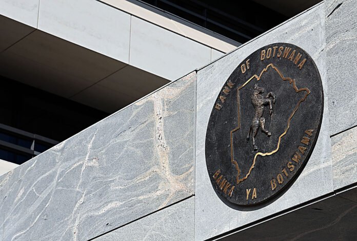 Gov’t tests market with record P5.1bn auction