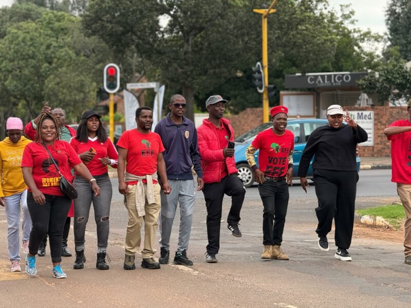 EFF protests outside HTS over Grade Eight English classes