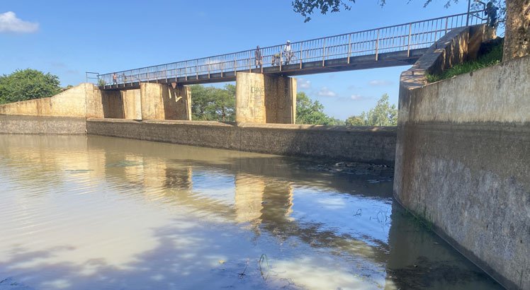 Municipality rues poor waste disposal along Kasungu Dam