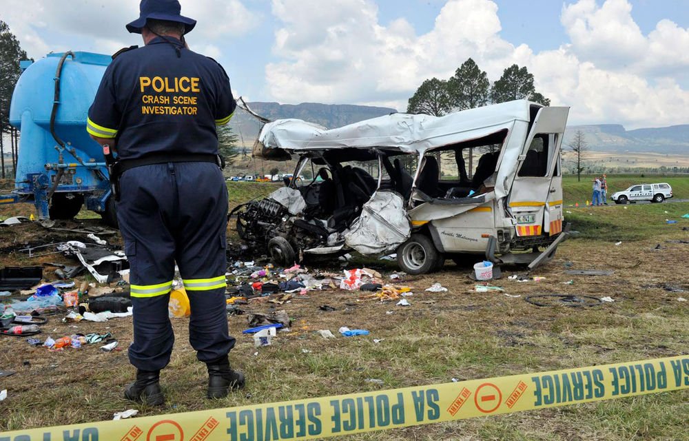 UPDATED: Thirteen pupils killed in Vaal scholar transport vehicle crash