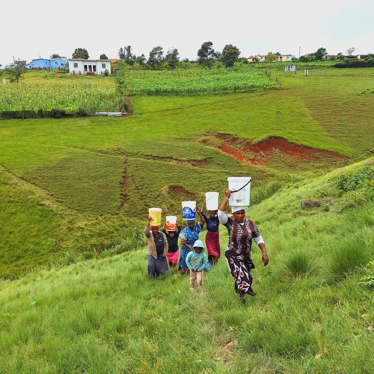 The generator broke, leaving Eastern Cape village without water — 17 years ago