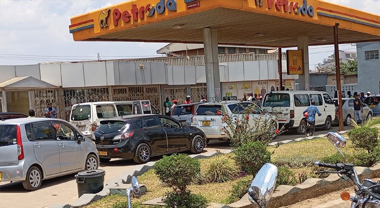 Fuel prices haunt Malawians, experts offer tips