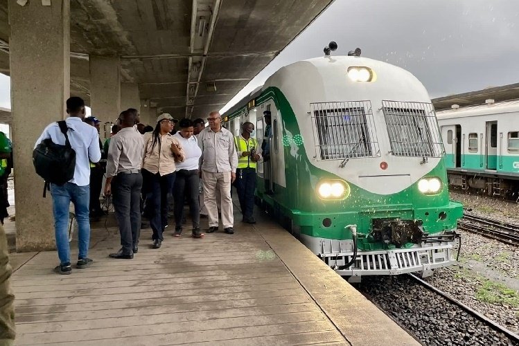 Tarifa de comboio baixa para 50 Meticais devido à situação de emergência