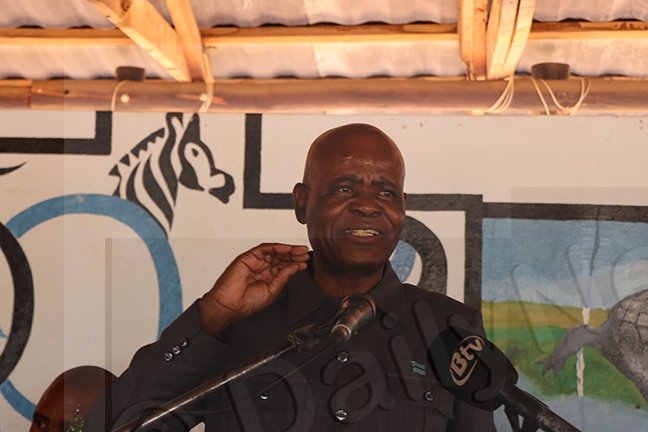 Gasita voices support for Constitutional