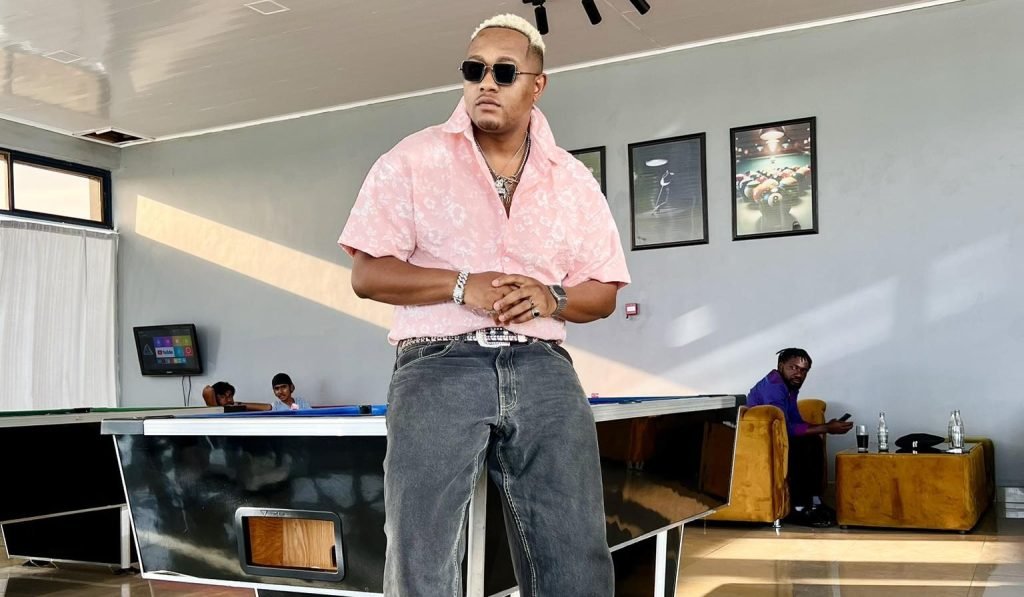 Love and Vibes Valentines gig on