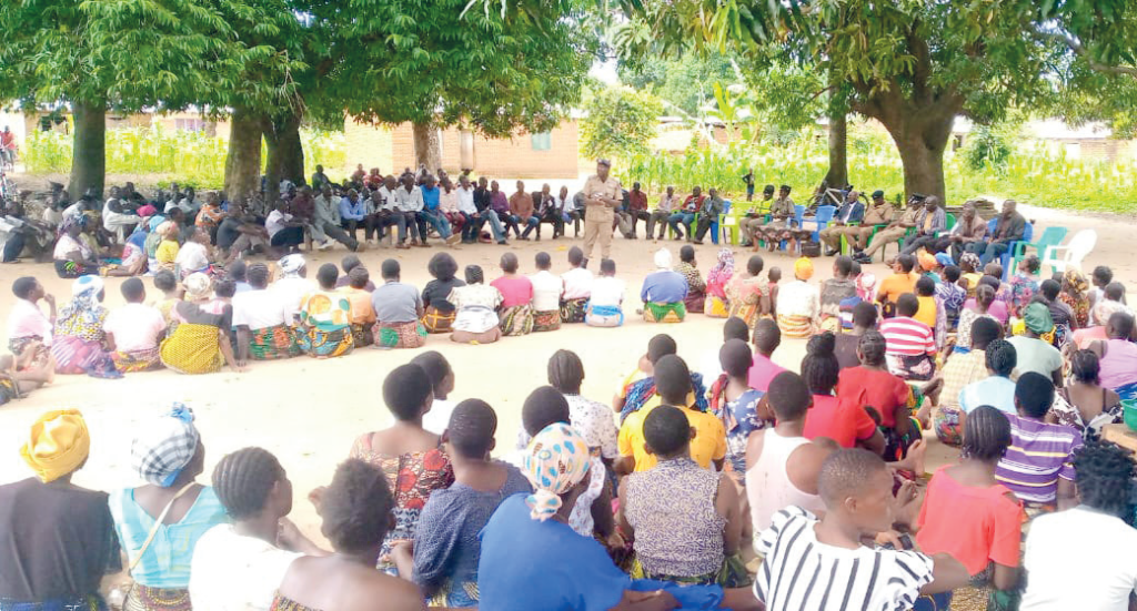 Police warn Karonga residents against harbouring suspects