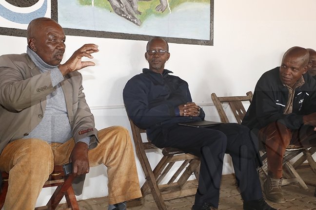 Mabutswapele a tlhalosa thotse