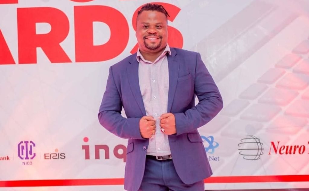 EasyLinks app expands access to exam revision materials