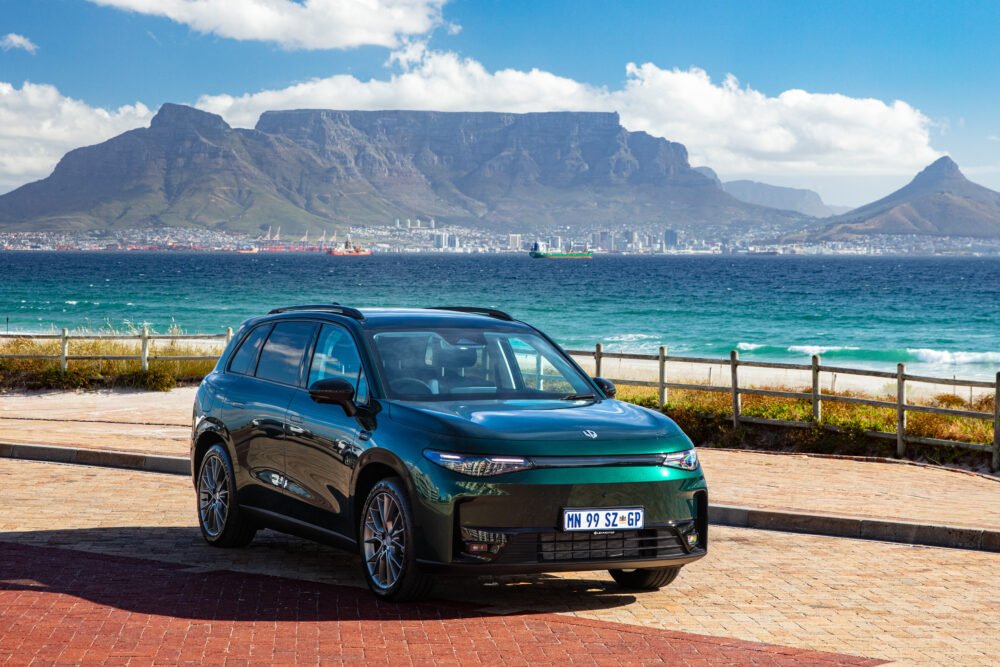 A hotel room that can drive 1 000km