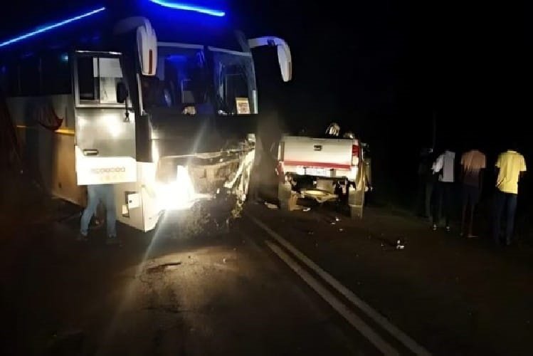 Continua suspensa circulação nocturna de veículos na EN1