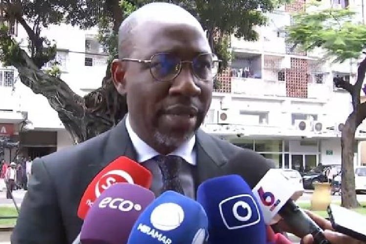 Matlombe suspende concursos da Agência Metropolitana de Maputo