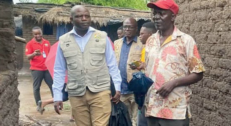 Dodma bails out survivors in Salima