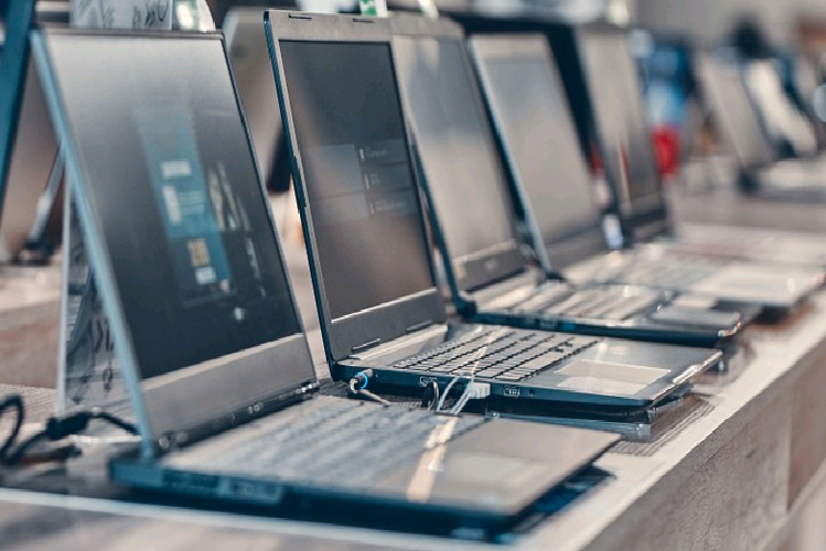 Tribunal suspende concurso milionário para compra de computadores universitários