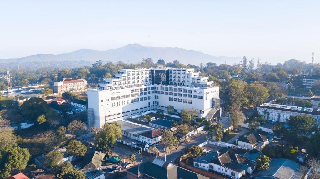 High Court Refuses Full Unfreezing of Yusuf Investments Accounts in Amaryllis Hotel Dispute, Citing Ongoing ACB Investigation