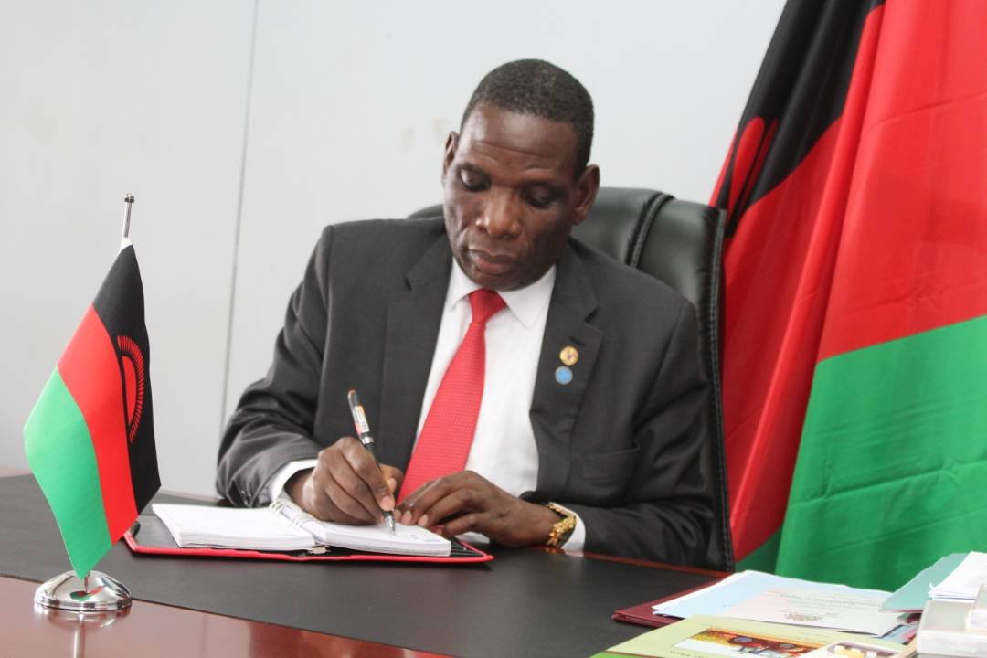 Stability on Paper, Suffering in Reality: Is Mwanamveka Worsening Malawi’s Economic Crisis?