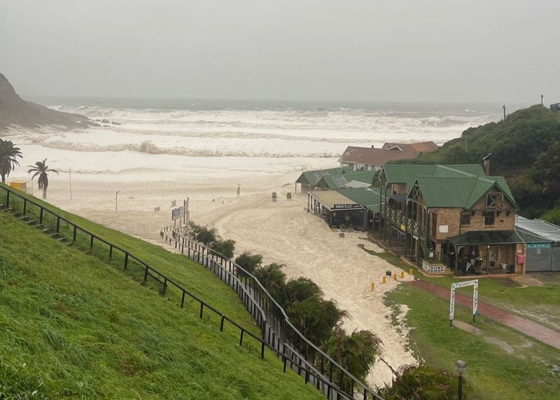 Watch: Storm surge engulfs Victoria Bay beachfront properties