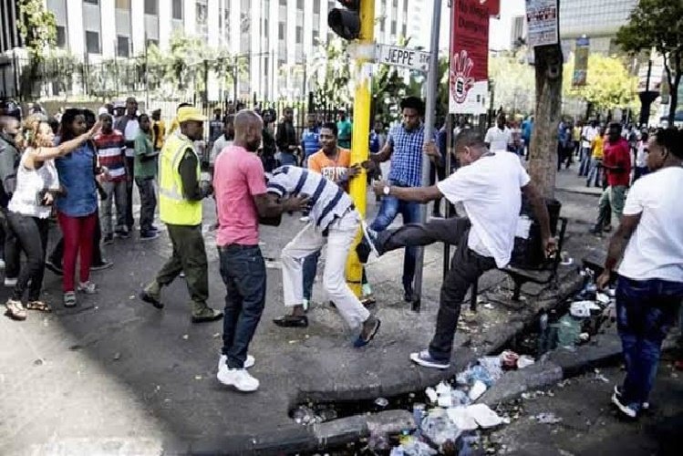 Transportadores exigem resposta à xenofobia na África do Sul