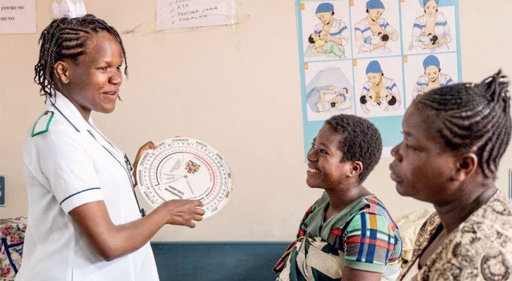 Health authorities discuss birth risks