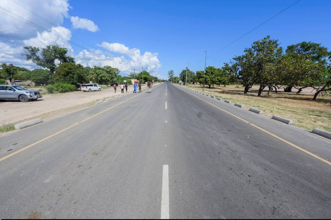 President Hichilema assures completion of Monze –...
