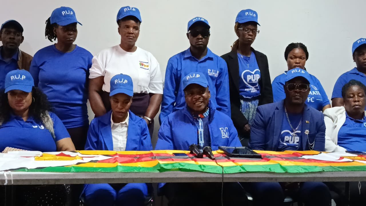 Opposition leader Chamuka supports constitutional amendment act