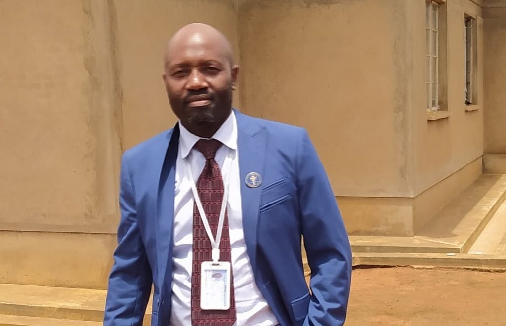 Cartoonist Kazembe launches ‘Amtchona for Health’ book