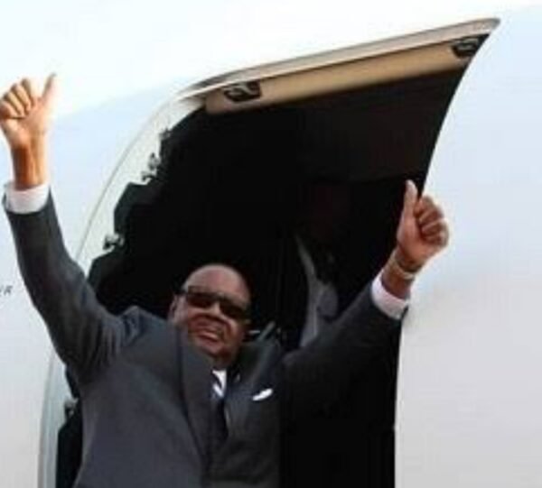 Mutharika departs for South Africa as reports on trip spark uncertainty