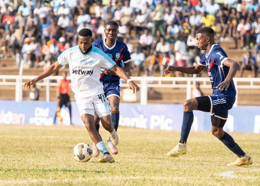 Silver dislodge Wanderers at FDH Bank Premiership summit
